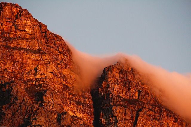 table-mountain-1313948_640.jpg