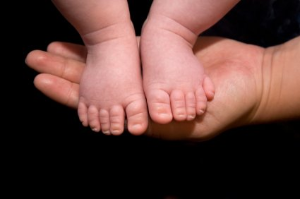 C:\Users\Elizabeth.Brooks\AppData\Local\Microsoft\Windows\Temporary Internet Files\Content.IE5\MFGAY4IY\baby-feet[1].png